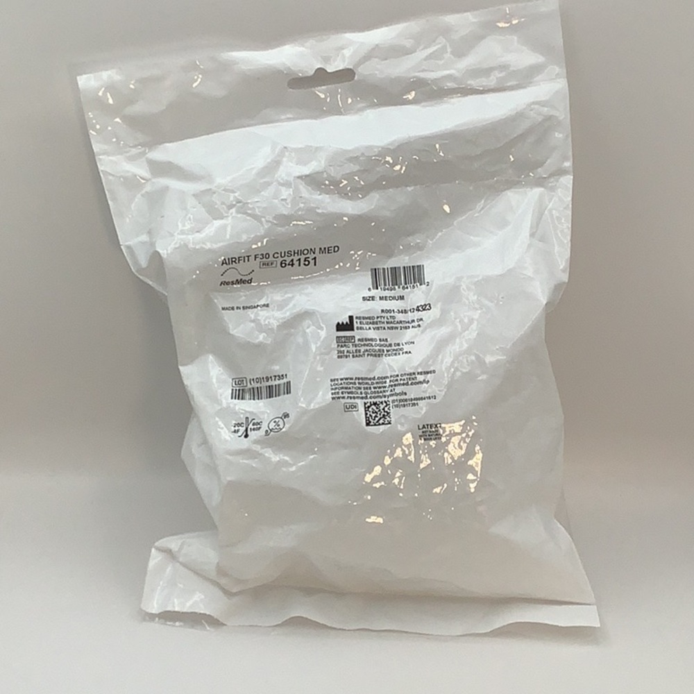 ResMed AirFit F30 Cushion Replacement Medium 64151 New and Sealed